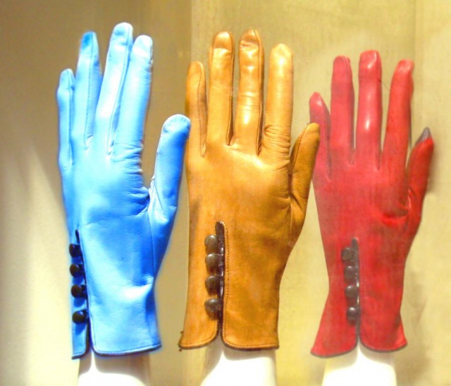 Gloves